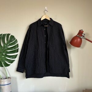 Urban Outfitters Mens Standard Cloth Crinkle Black Oversized Button Down Shirt